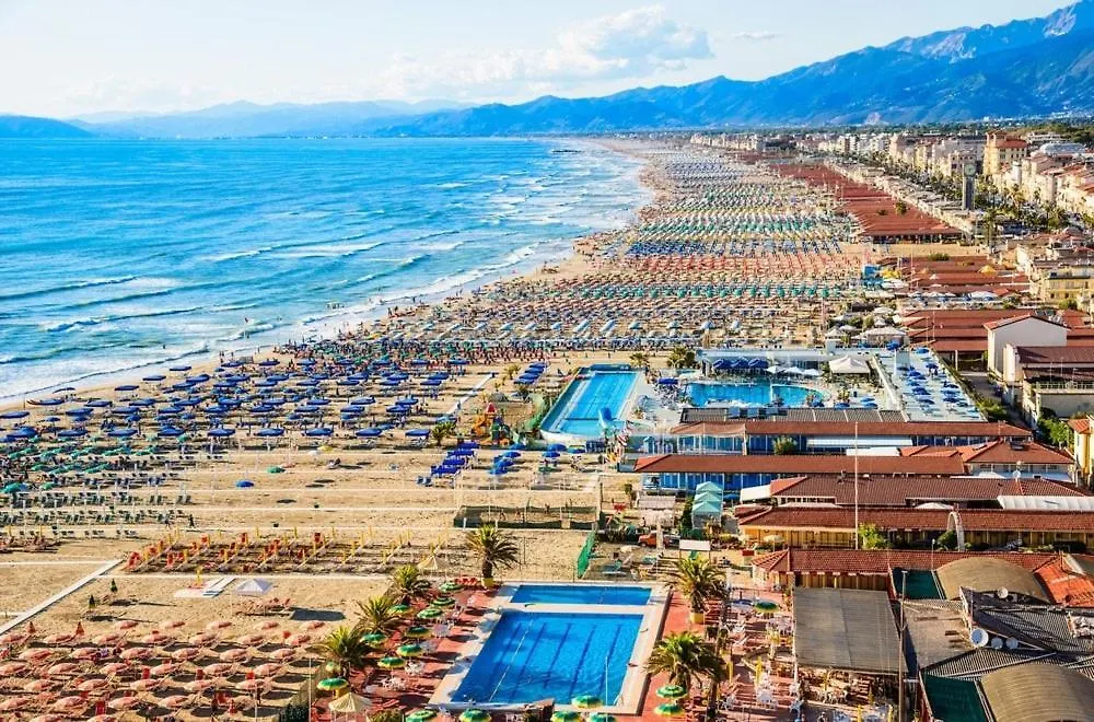 Apartment Oasi Viareggina 700M Beach - Free Wifi - Ac Viareggio Italy